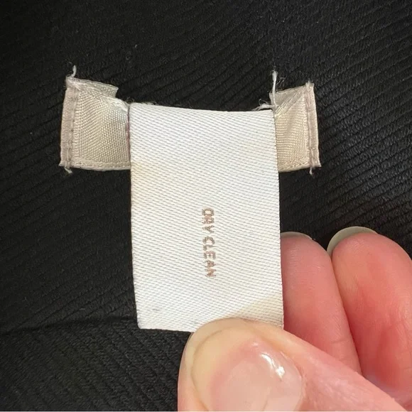 Chico’s size 0/small woman’s fully lined button up dressy vest. - Picture 10 of 10